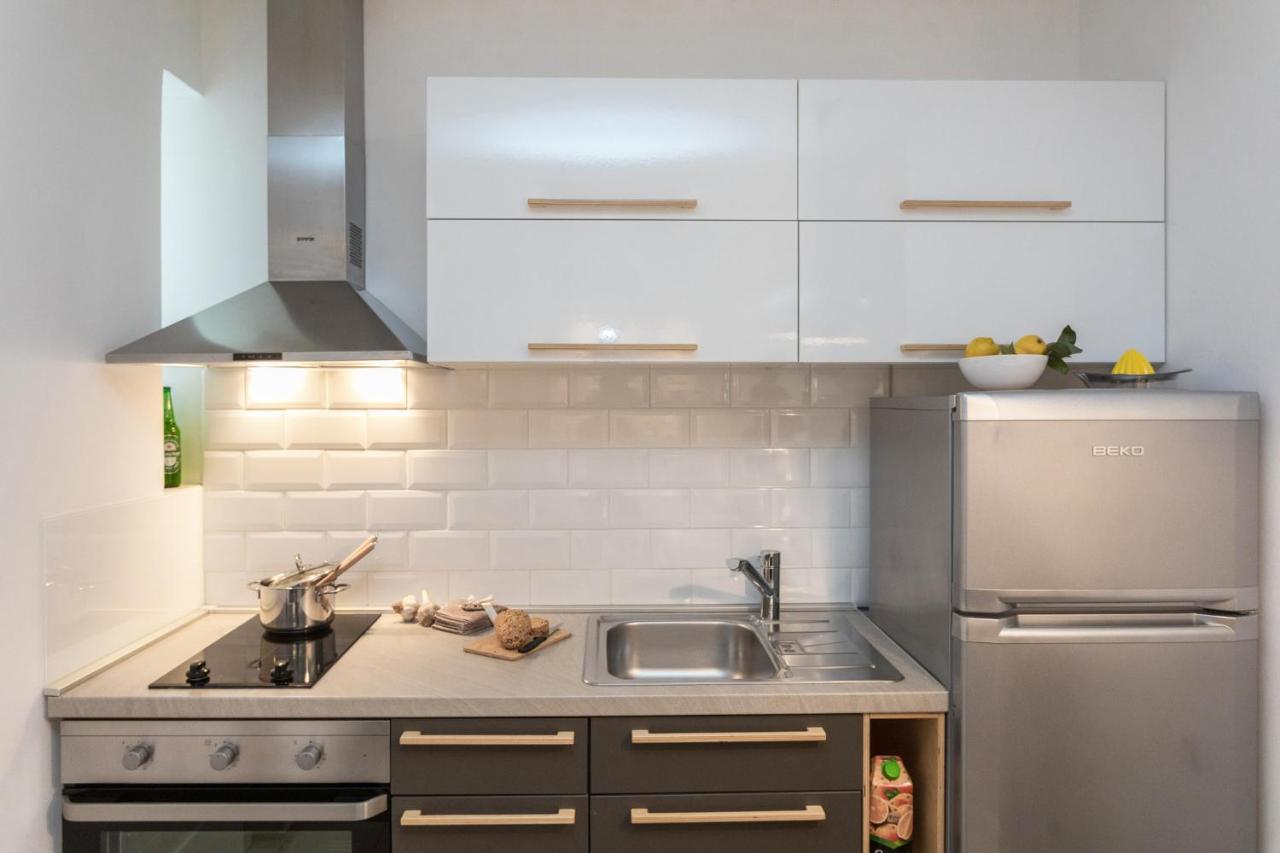 Apartment Luxury Bonbon Next To Banje And Old Town, Great Location